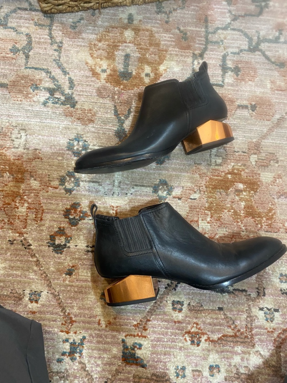 Alexander Wang Kori ankle boots featuring a distinct metallic cutout block heel - Picture 3 of 14